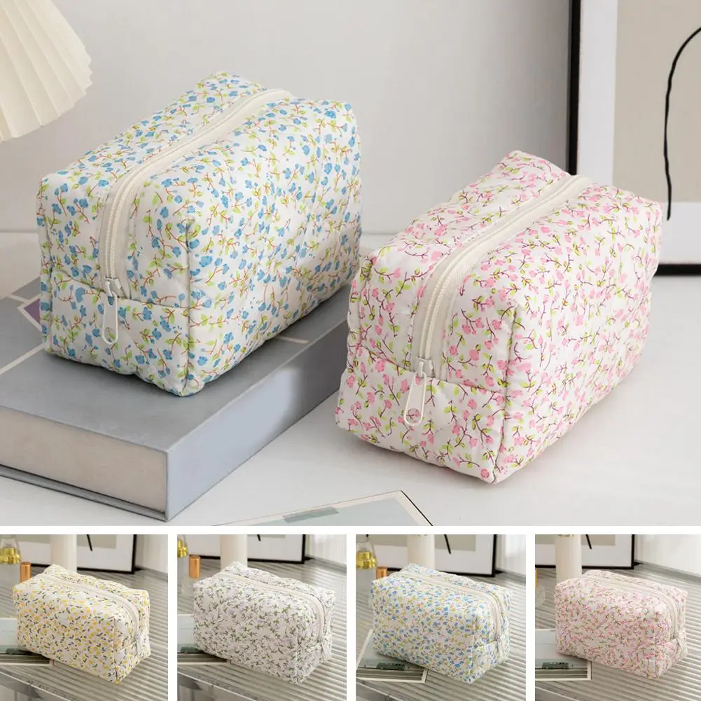 Floral Puffy Quilted Makeup Bag Large Capacity Travel Cosmetic Pouch Flower Print Storage Organizer for Women Daily Travel Use