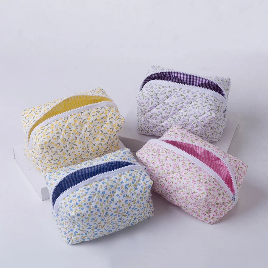1PC Flower Printed Puffy Quilted Zipper Makeup Bag Storage Organizer Toiletry Handbag Cosmetic Pouch Large Travel Cosmetic Bag